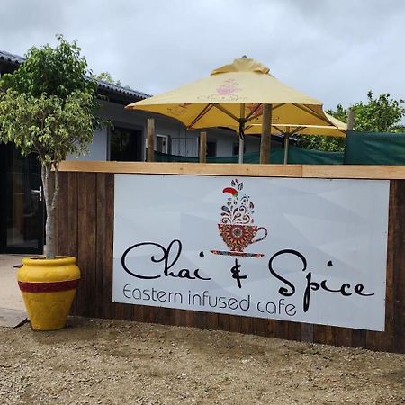 Chai & Spice Guesthouse And Cafe George Exterior foto